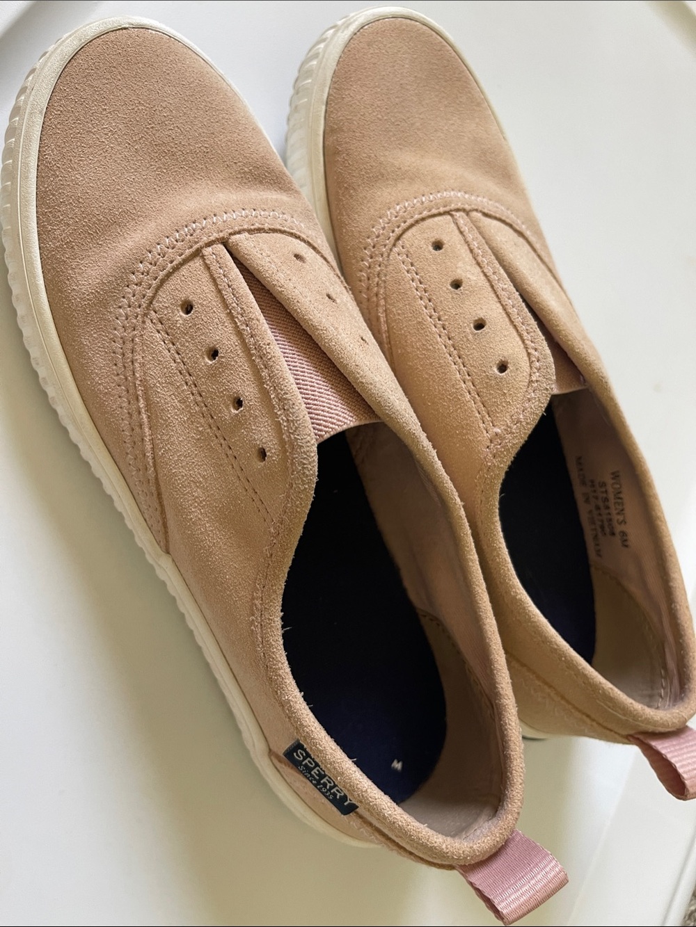 Casual Slip-On Suede Sneakers in soft pink